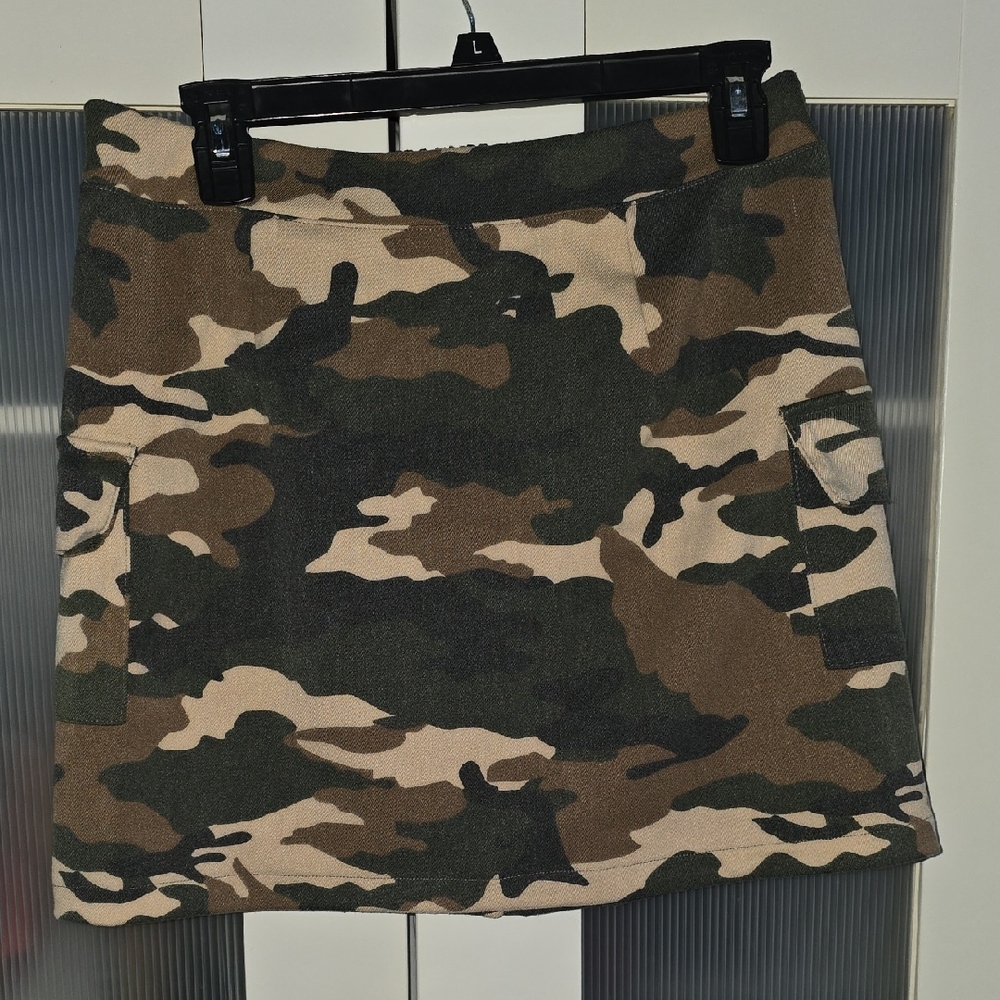 Chic Camouflage Mini Skirt